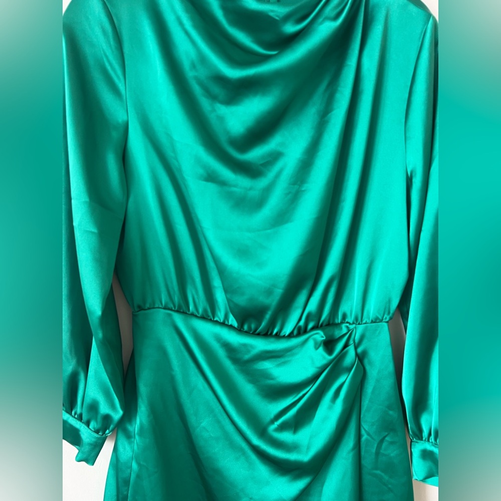 Zara Women's Green Dress - Picture 5 of 10